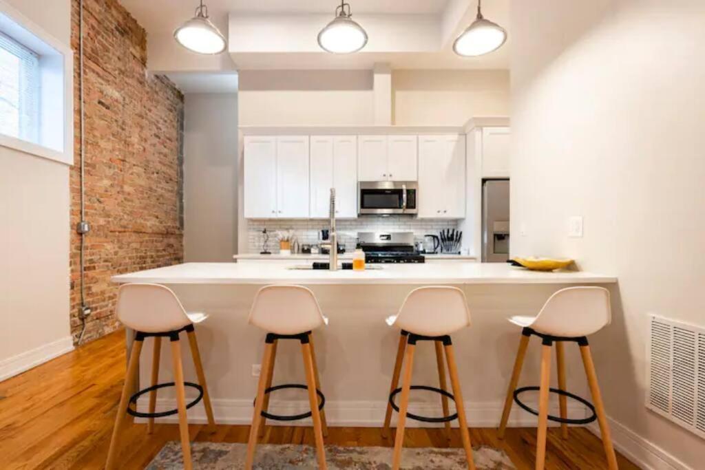 シカゴLuxurious Downtown 3 Bed 2 Bthアパートメント エクステリア 写真