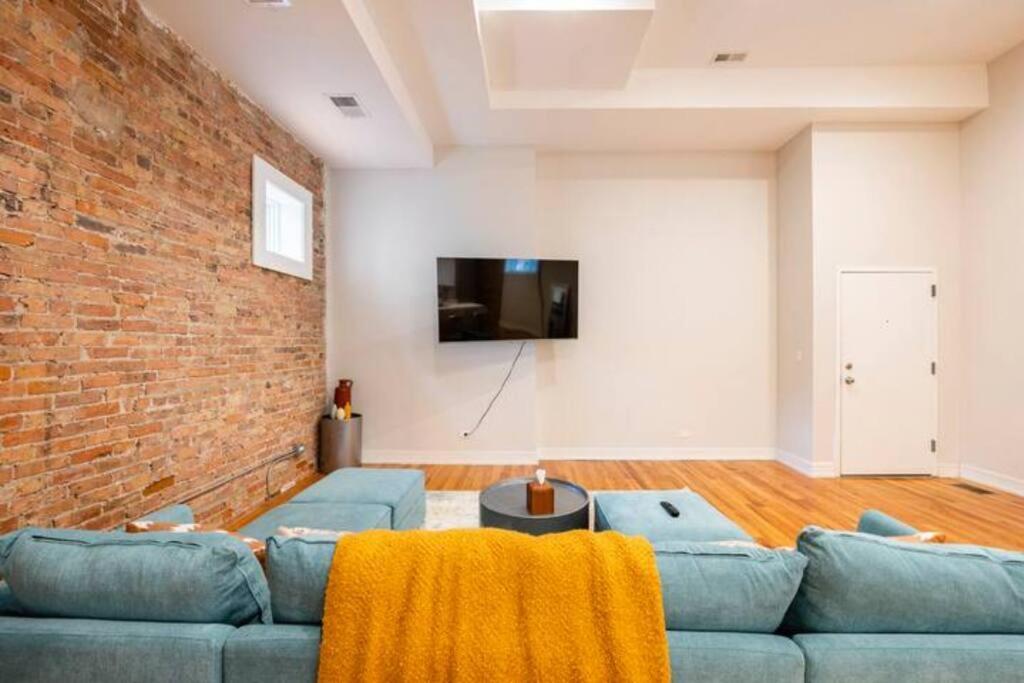 シカゴLuxurious Downtown 3 Bed 2 Bthアパートメント エクステリア 写真